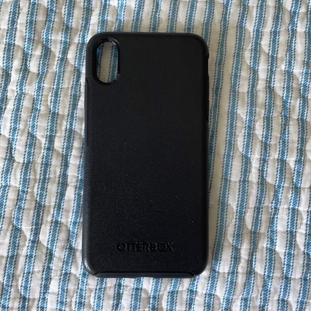 Otterbox iPhone XS max case
